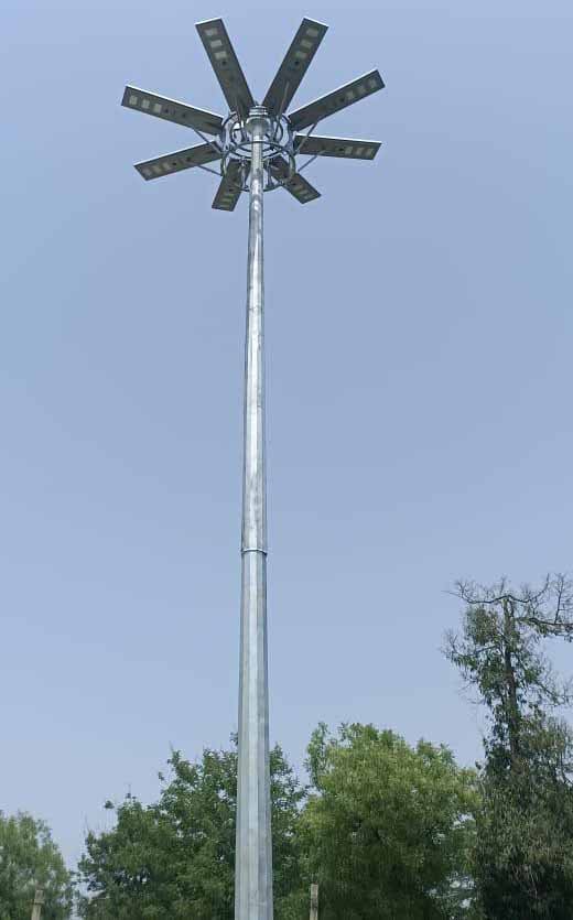 Solar High-Mast